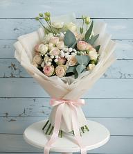 Букет цветов из:  Розы и Лизиантусы в Торбеево