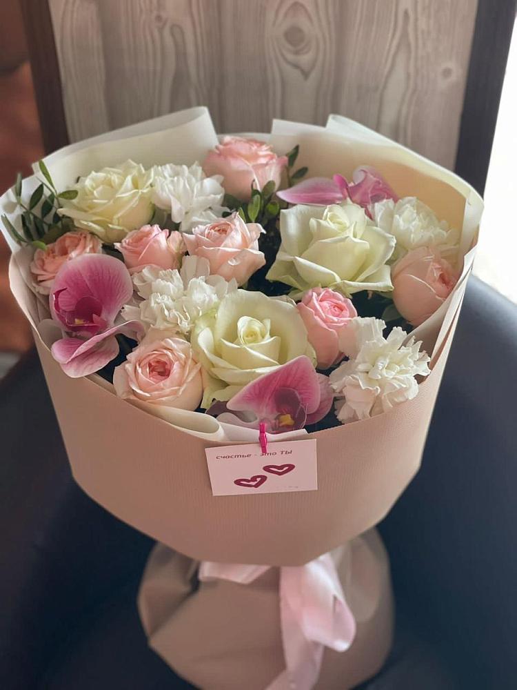 Букет цветов из: Орхидеи, Розы и Гвоздики в Торбеево