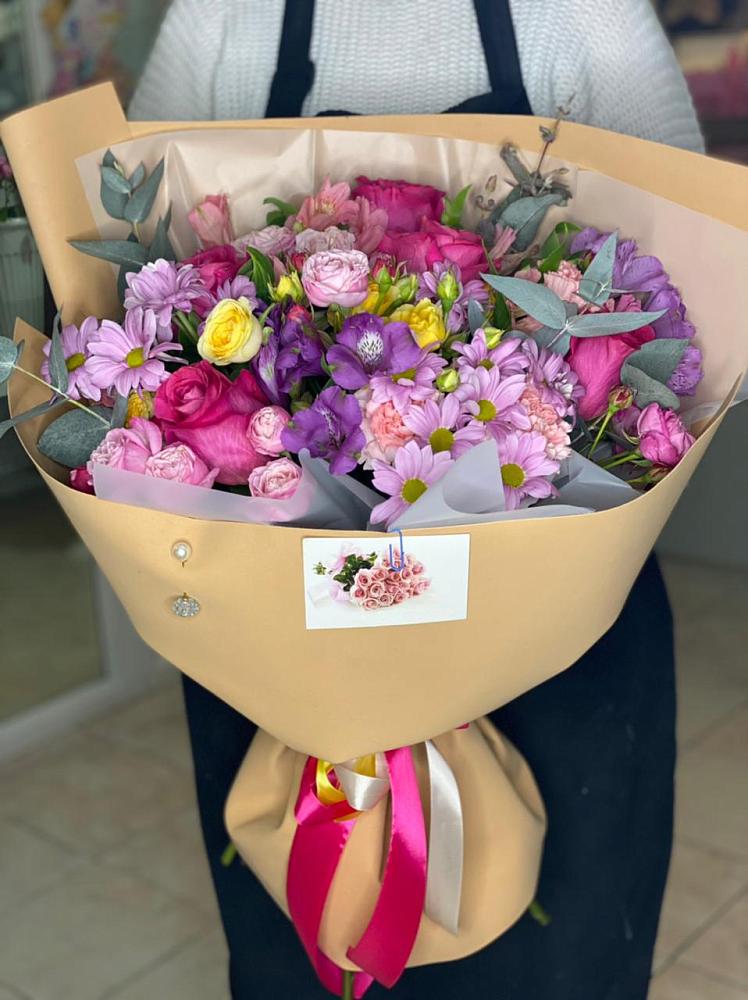 Букет цветов из: Хризантемы, Гвоздики и Альстромерии в Торбеево