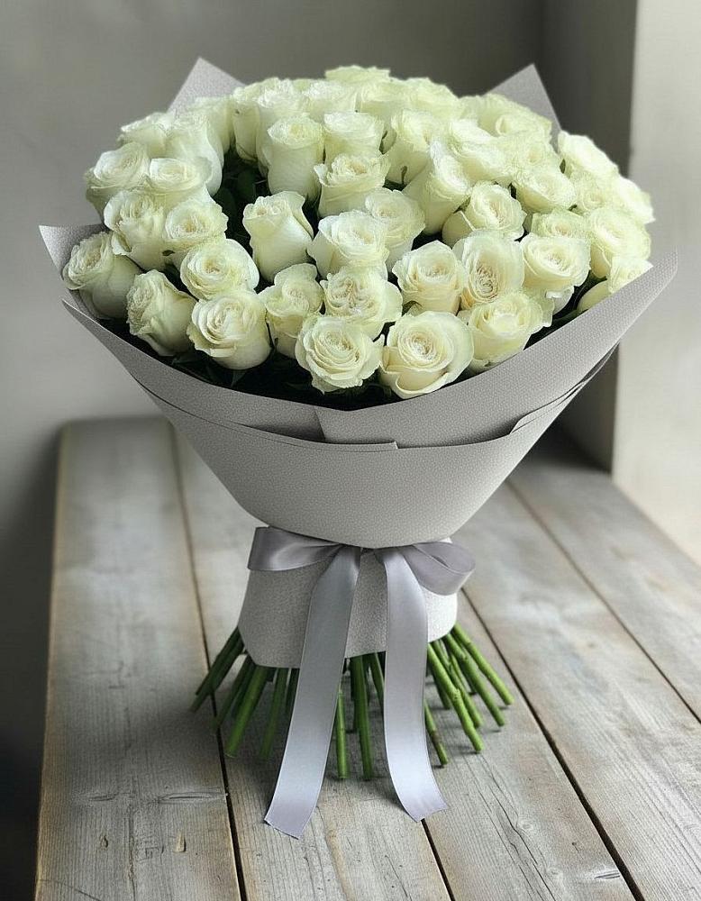 Букет 35 Белых роз в Торбеево