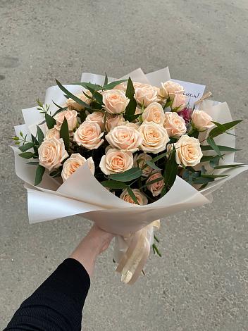 Букет Кремовые розы Латте в Торбеево