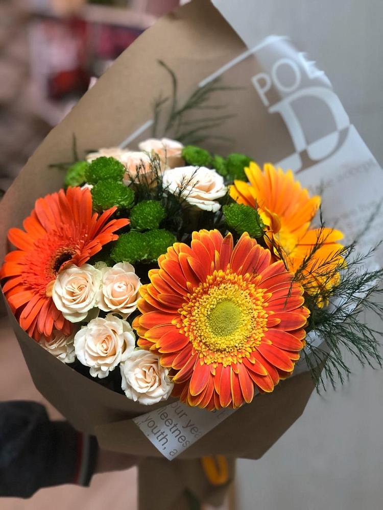 Букет цветов из: Герберы, Хризантемы и Розы в Торбеево