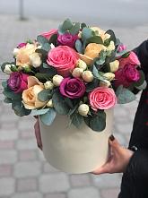 Цветочная композиция из Розы в шляпной коробке #REPLACE_PRED# Торбеево